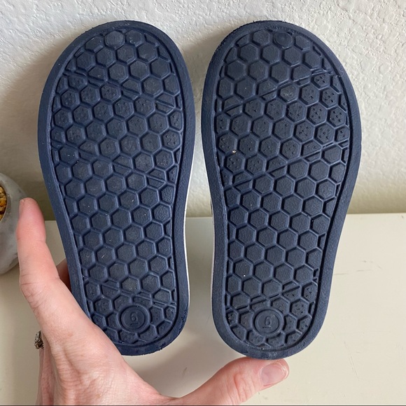 Cat & Jack Navy Blue Water Play Toddler Shoes - Picture 10 of 10